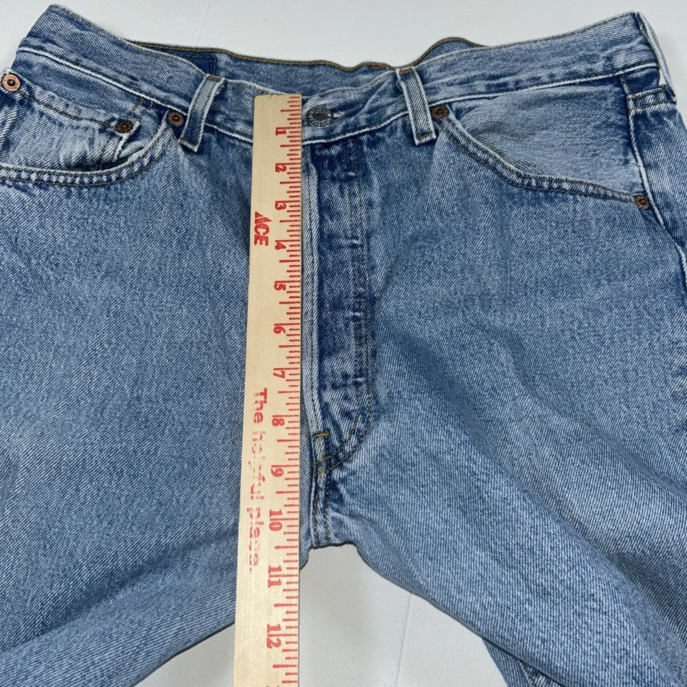 Vintage 2000 Levi's 501 Men's‎ Jeans 34x34 Button Fly Denim Y2K
